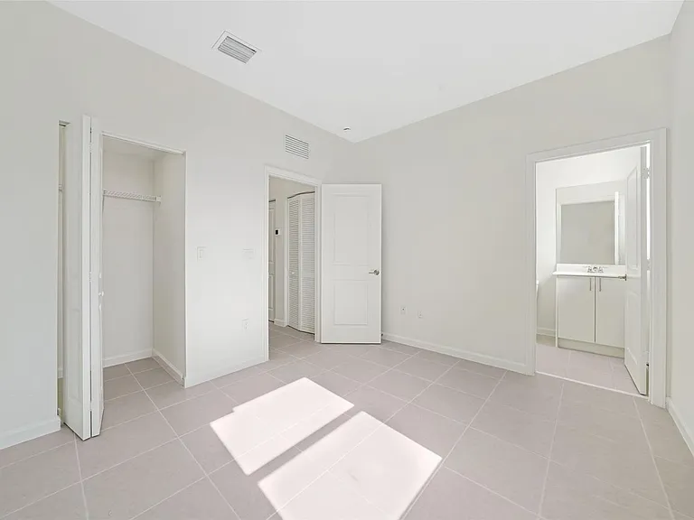 17845 SW 356th Ter — Photo 7
