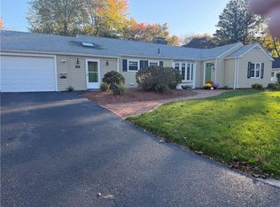 134 Naushon Rd, Pawtucket, RI 02861