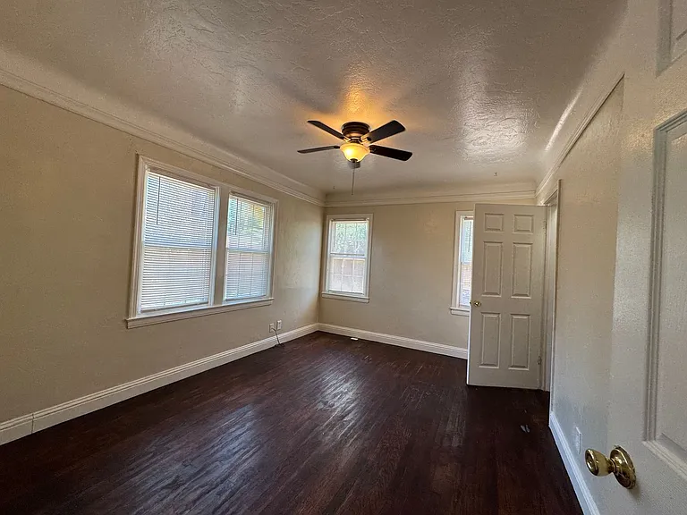 4789 E Hedges Ave — Photo 19
