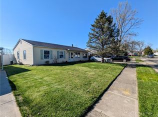 601 Millard Dr, Franklin, OH