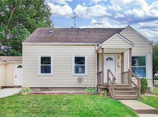 1073 Hartford Ave, Akron, OH 44320