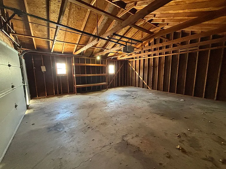 1410 Wilson Ave — Photo 29