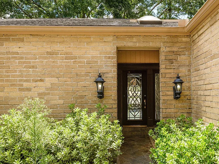 7715 Brush Wood Dr — Photo 39