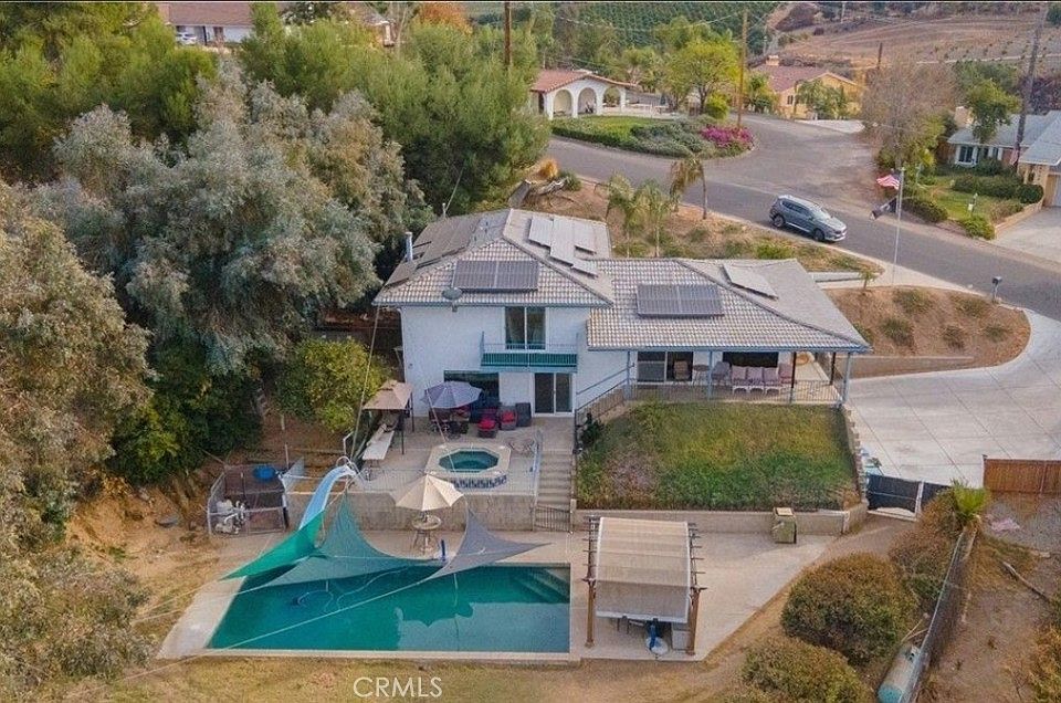 1st image of 44702 Adobe Dr