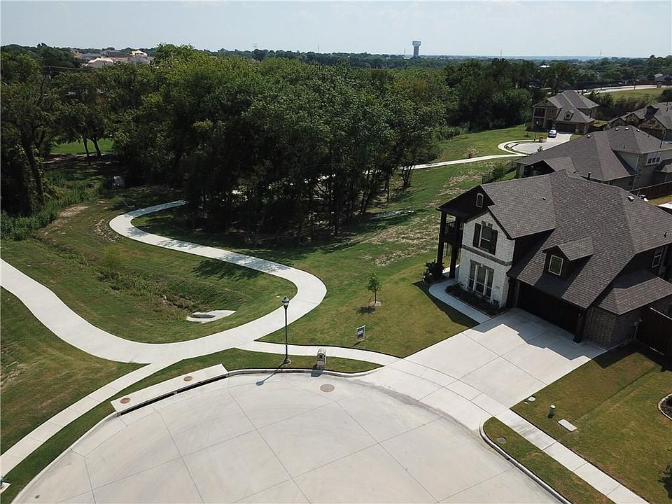 1st image of 424 Tanglewood Dr