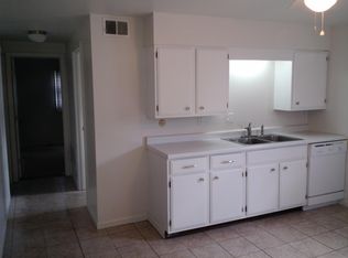 1106 4th Ave APT F, Dixon, IL 61021