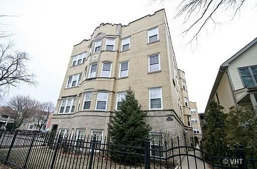 2nd image of 4708 N Wolcott Ave APT 2W