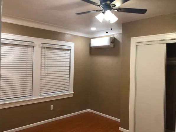 165 W 41st Pl #165, Los Angeles, CA 90037