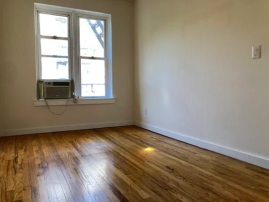 Rented by Douglas Elliman | media 14