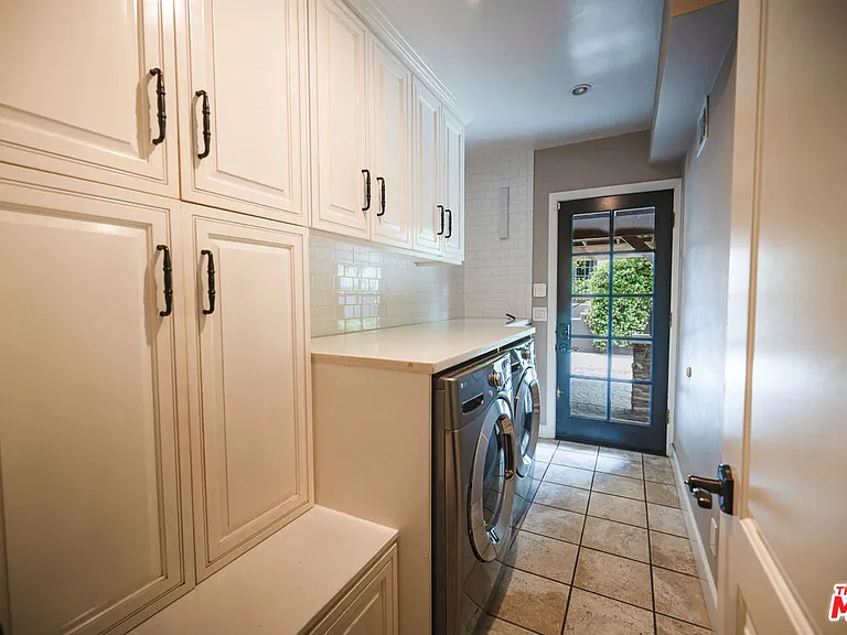 503 N Greencraig Rd — Photo 17