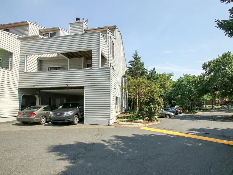 700 Mainsail Ln #700 — Photo 10