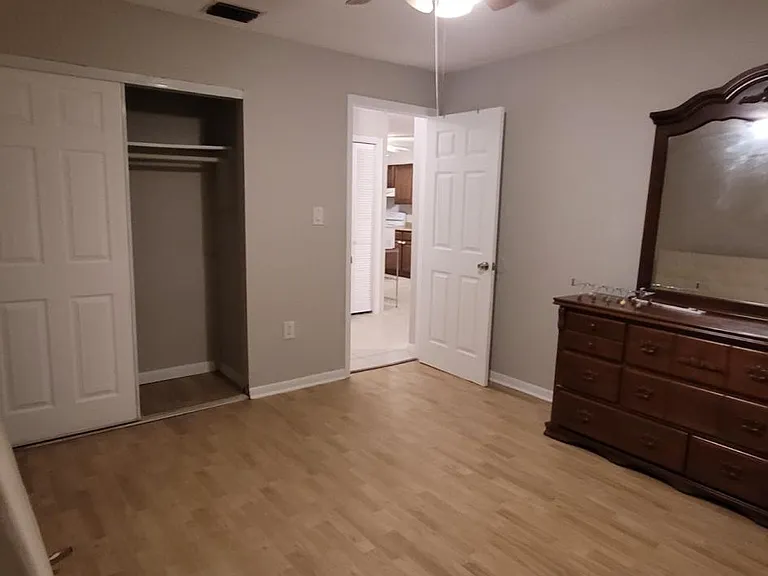 1734 Gladys St #2 — Photo 3