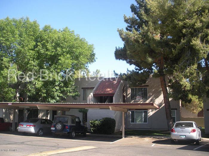 1st image of 1927 E Hampton Ave Unit 230