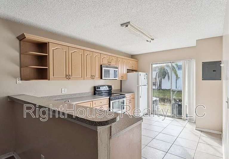 3651 N Goldenrod Rd #C110 — Photo 5