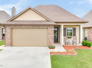 510 Highland View Dr, Youngsville, LA 70592