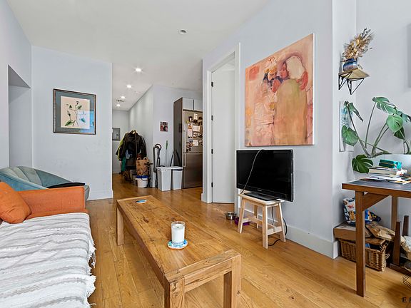 3rd image of 1073 Bedford Ave APT 2A