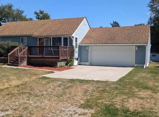 47230 Pinecrest Dr, Shelby township, MI 48317