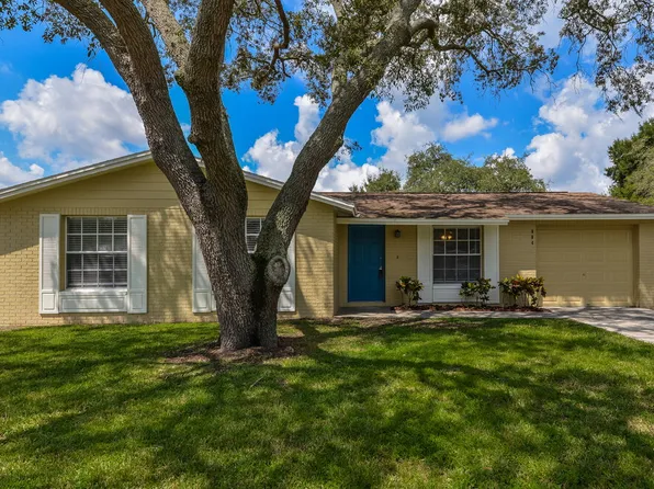904 Briarcliff Dr, Valrico, FL 33594