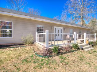8902 Waterside Oaks Dr, Keithville, LA 71047