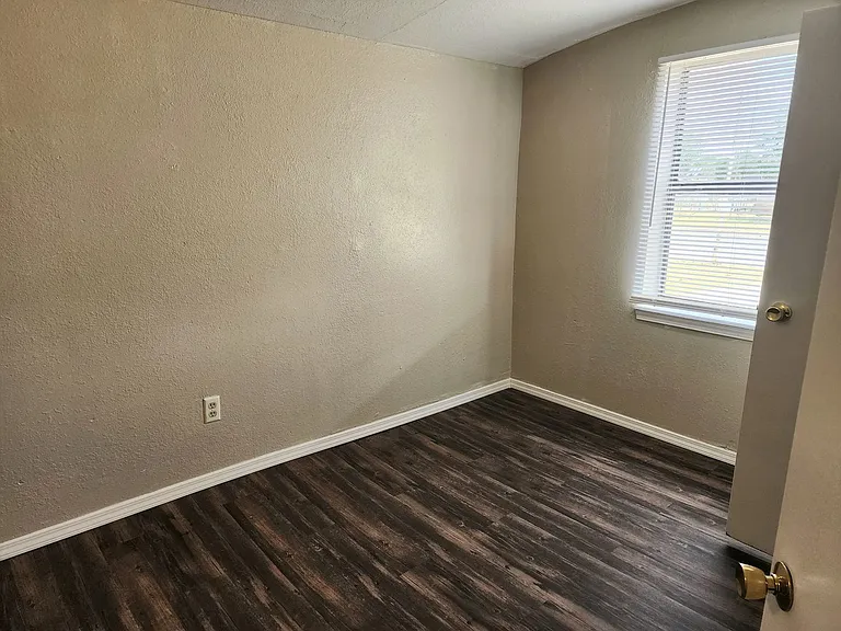 905 N Avenue K #907 — Photo 14