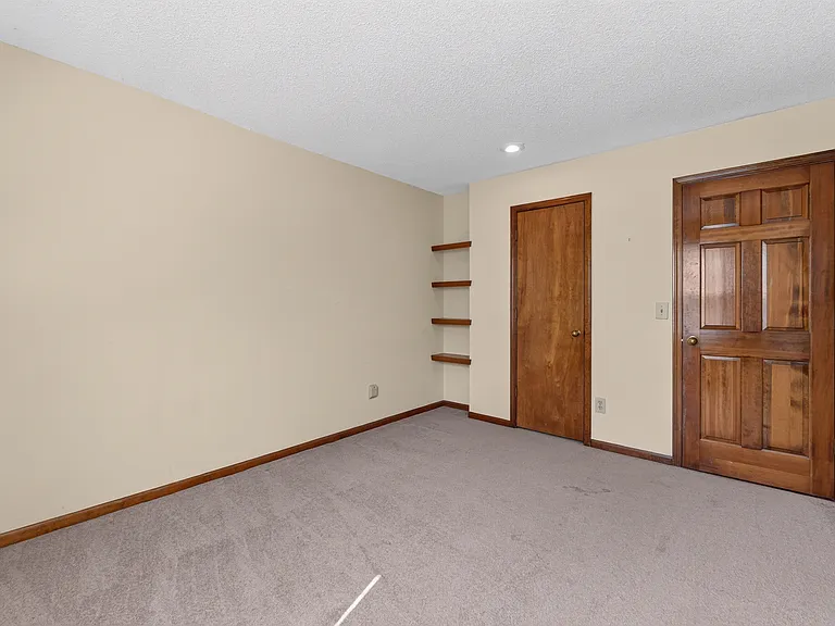 14510 S Kaw Dr — Photo 20