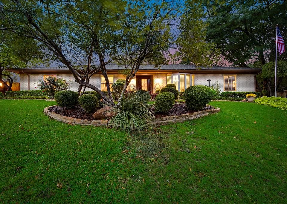 1st image of 4608 Circleview Ct W