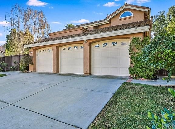 3rd image of 1024 Shoal Creek Ct