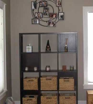 Attached shelf in LR