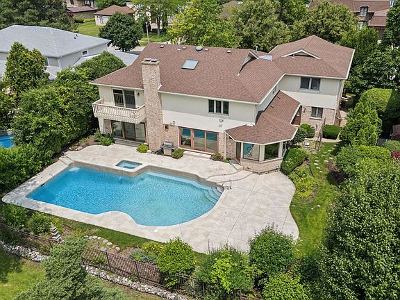 2nd image of 3639 Pebble Beach Rd