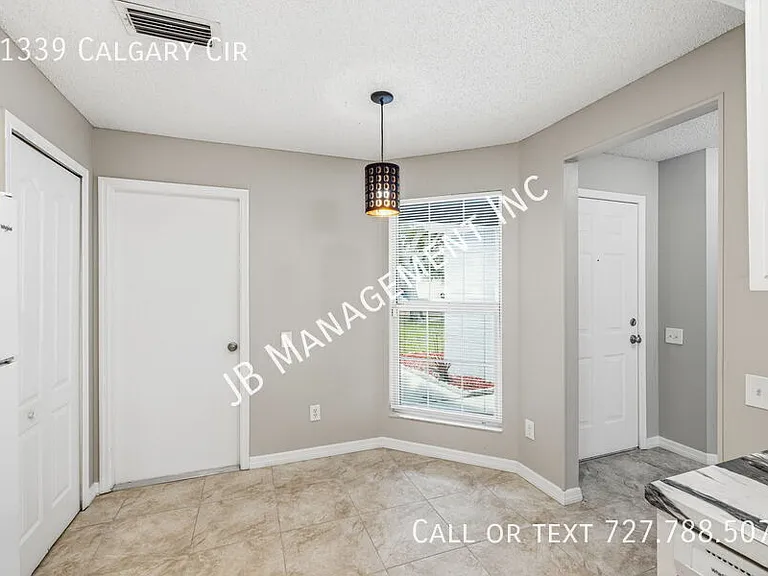 11339 Calgary Cir — Photo 14