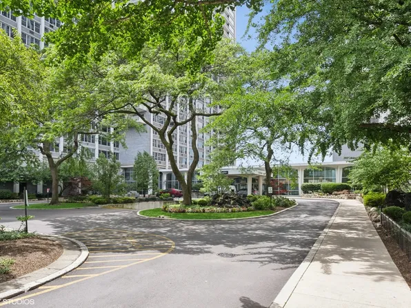 4250 N Marine Dr APT 925, Chicago, IL 60613