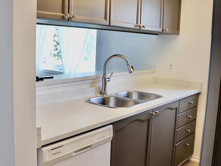 117 Bristol Rd E #45 — Photo 3