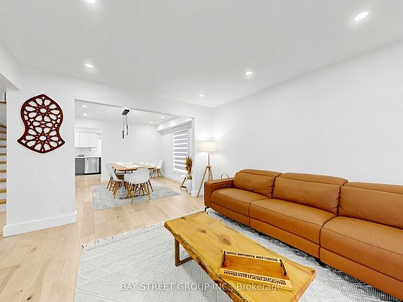 5th image of 6 Pearson Rd