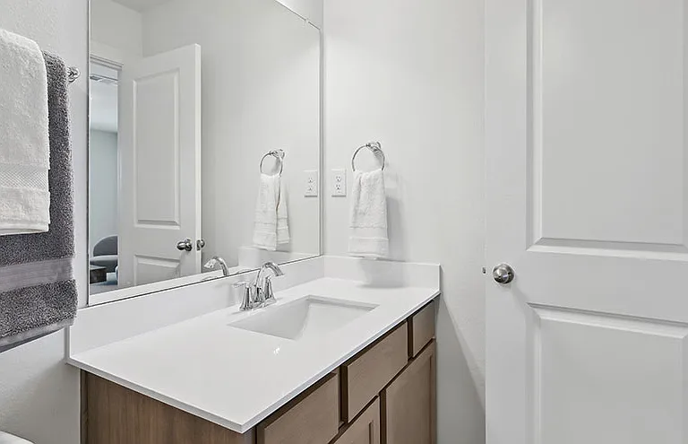 Canvas at Grand Prairie Townhomes — Photo 13