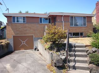 4021 54th Ave SW, Seattle, WA 98116