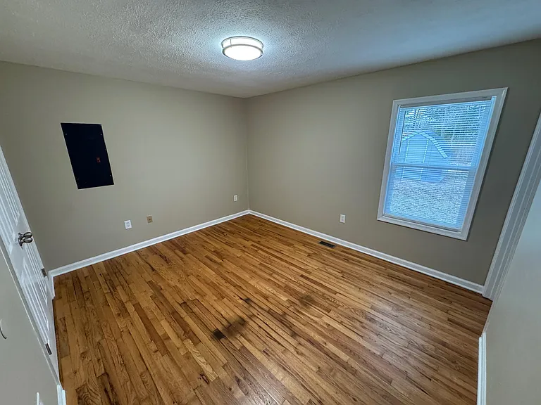 125 Longstreet Ave — Photo 8