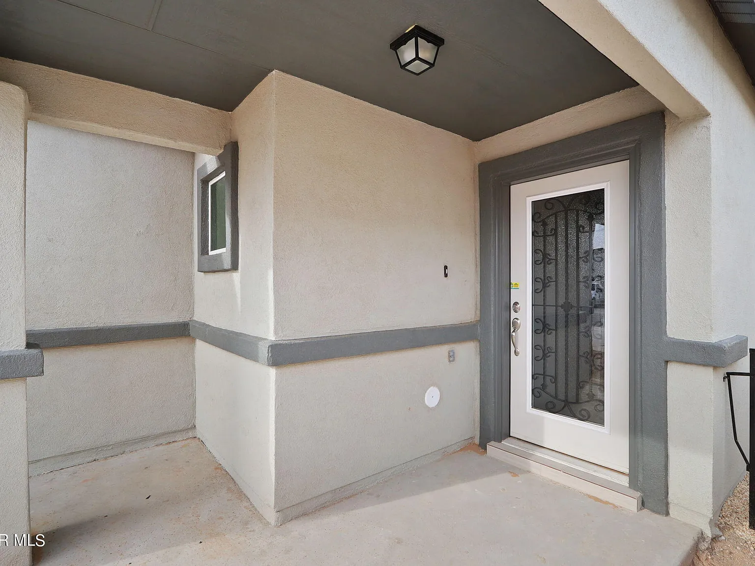 3 bed, 2.0 bath, 1381 sqft, $1,750 — Photo 2
