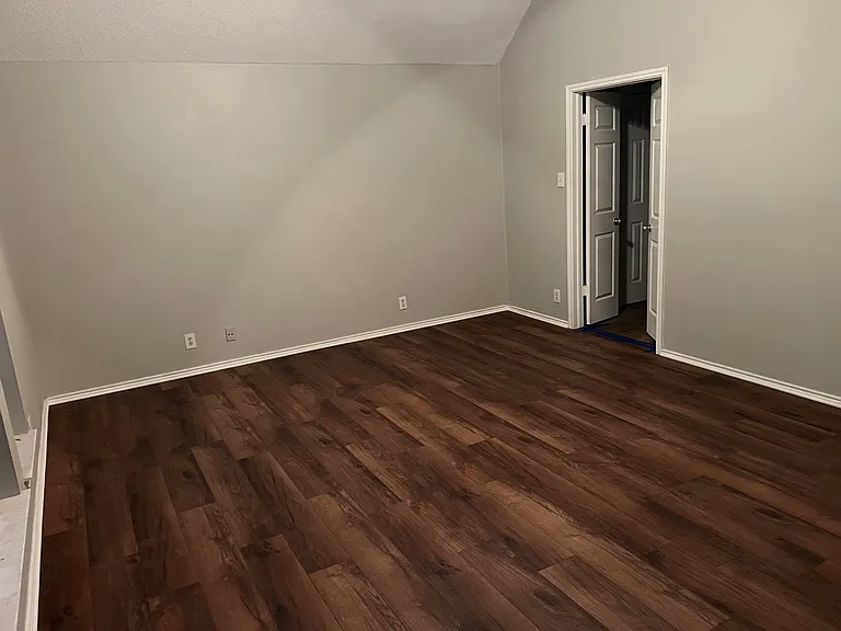 10831 Laurel Crk — Photo 3