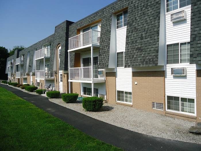 1st image of 250 Boyd Ave