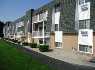 250 Boyd Ave, East Providence, RI 02914