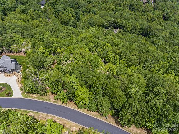 5th image of 862 Mills River Way #40R