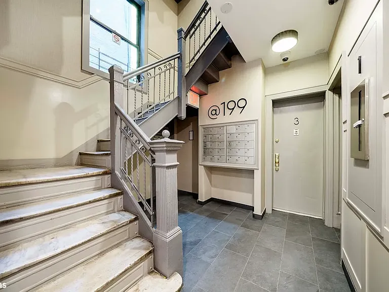 199 Prince St #28 — Photo 9