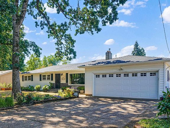 2nd image of 408 Idylwood Dr SE