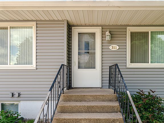 2nd image of 311 W Bowen Ave