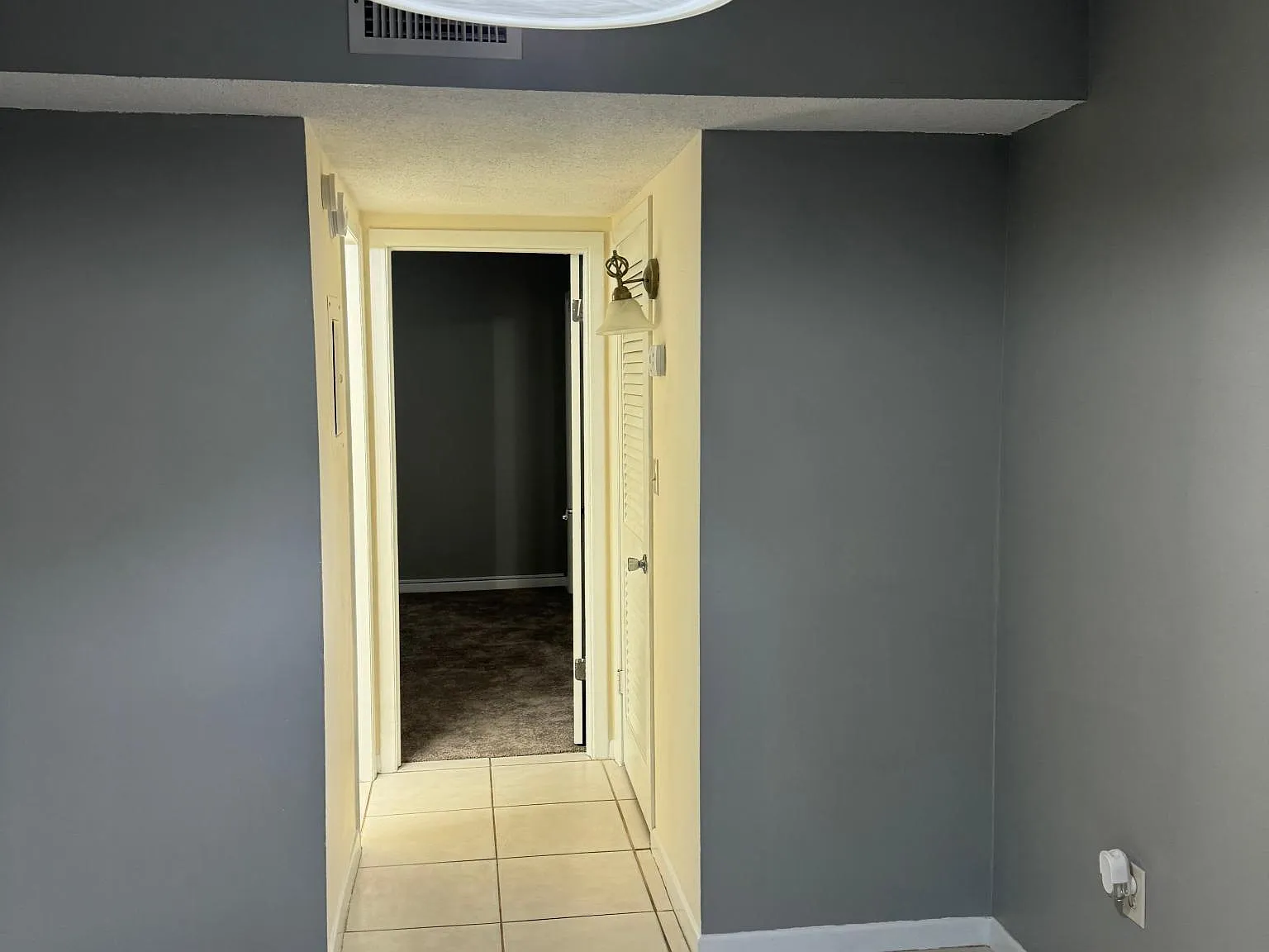 1 bed, 760 sqft, $1,350 — Photo 3