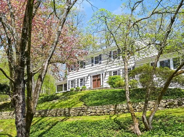 144 Highline Trail, Stamford, CT 06902