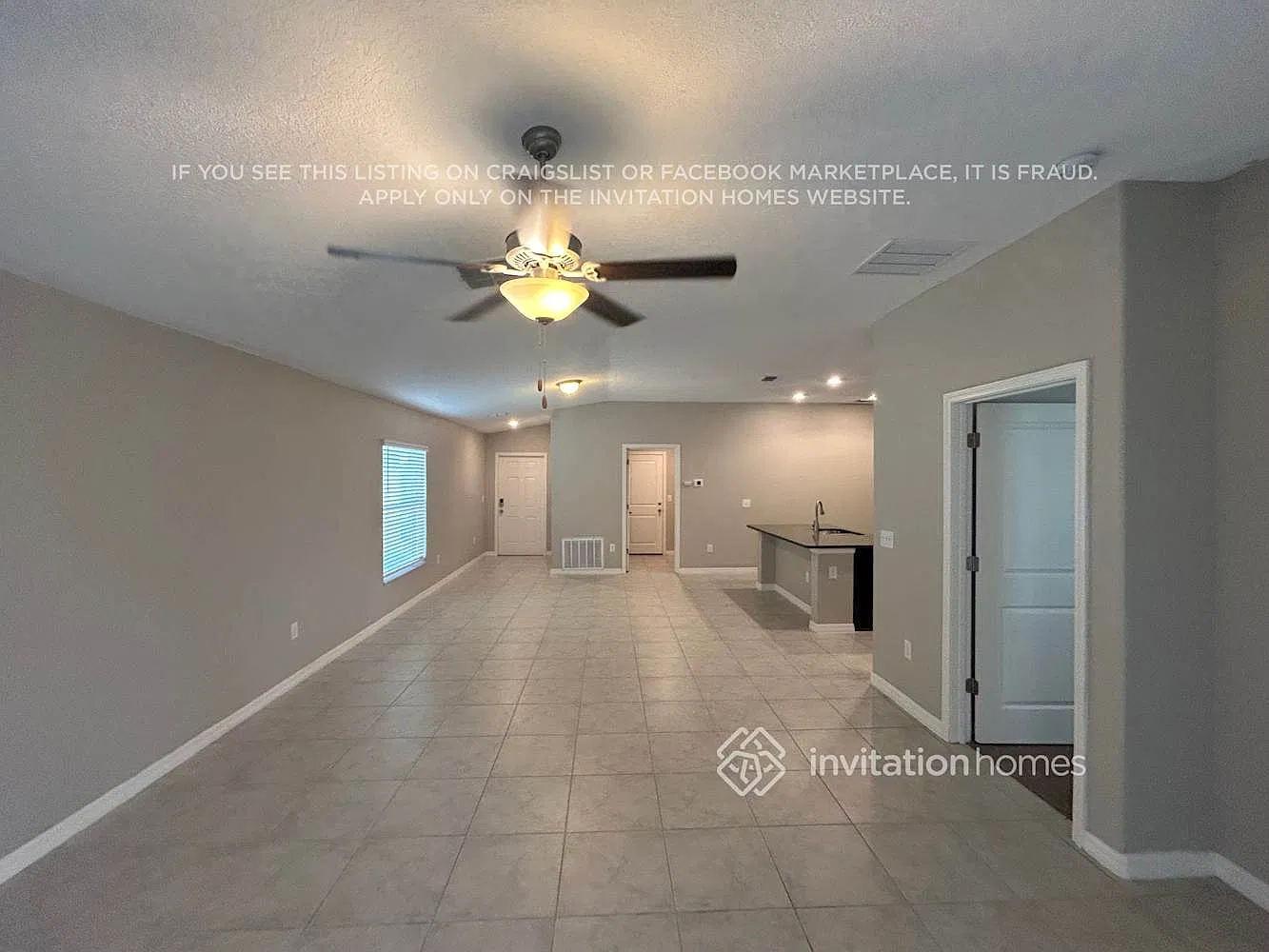11180 Riley Pines Cir Gibsonton, FL 33534 — Photo 2