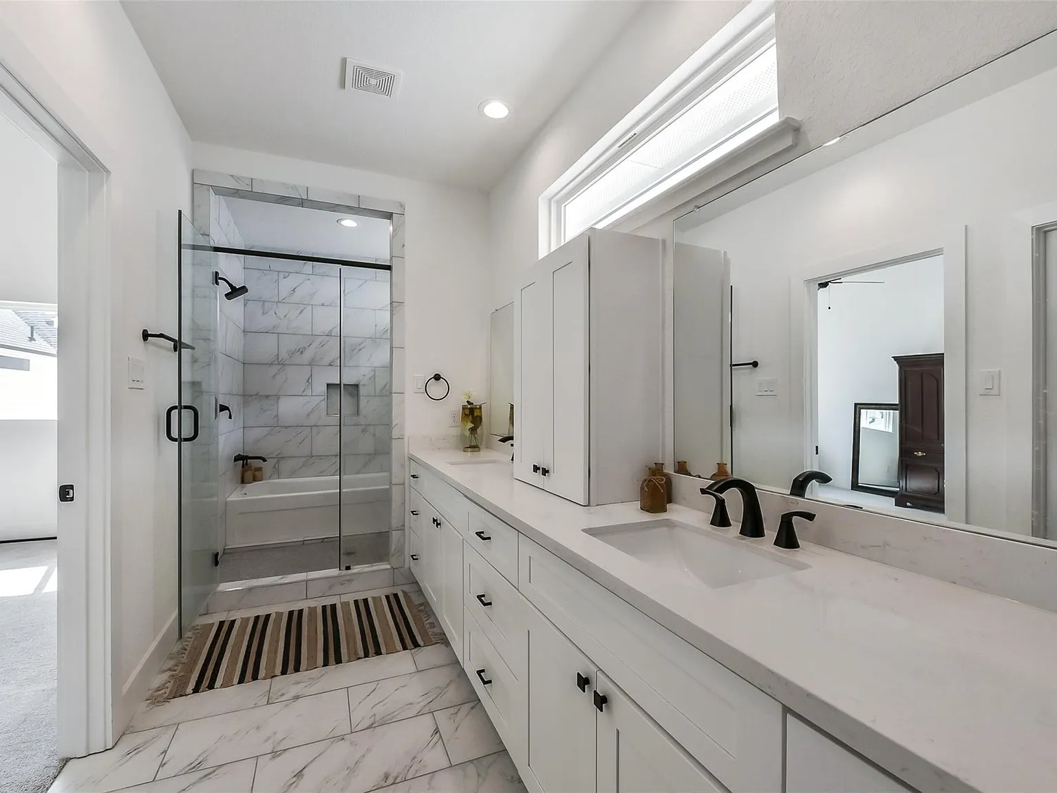 3 bed, 2.5 bath, 1650 sqft, $2,750 — Photo 1