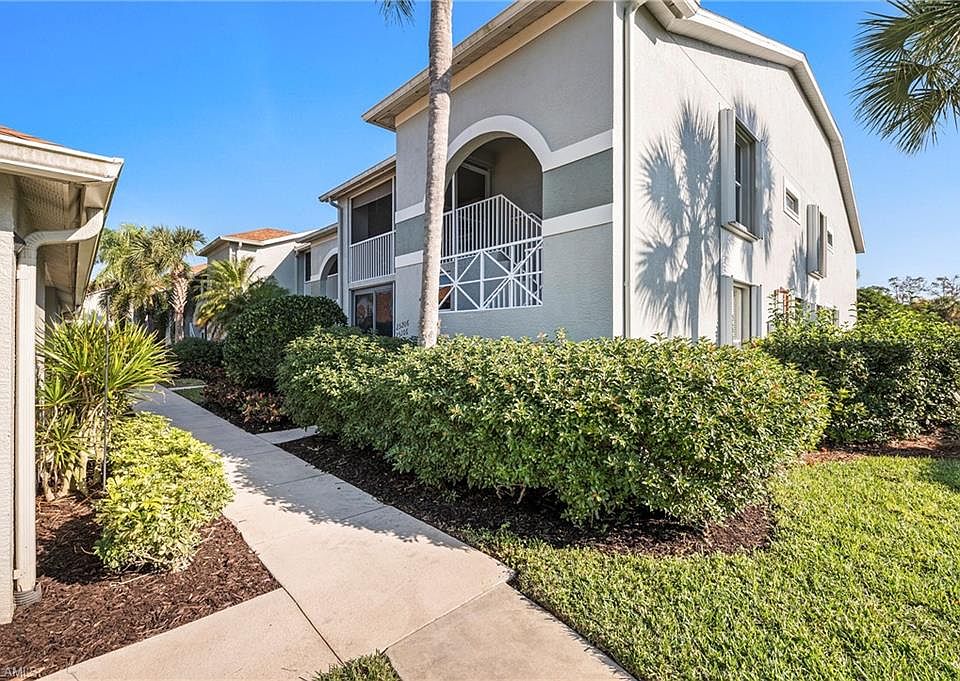 1st image of 26160 Clarkston DR #106