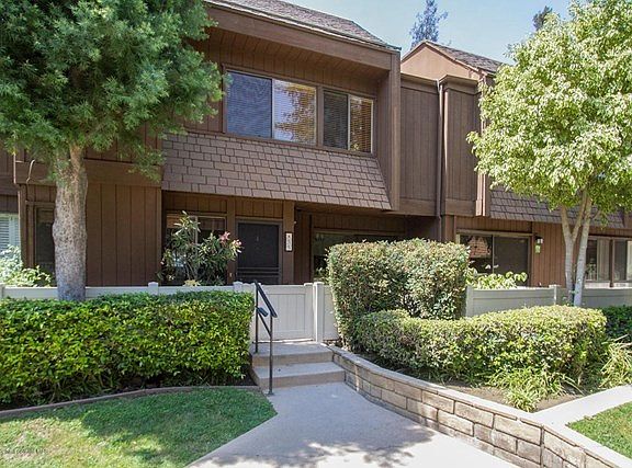 W Duarte Rd 455, Unit 4 004-mls